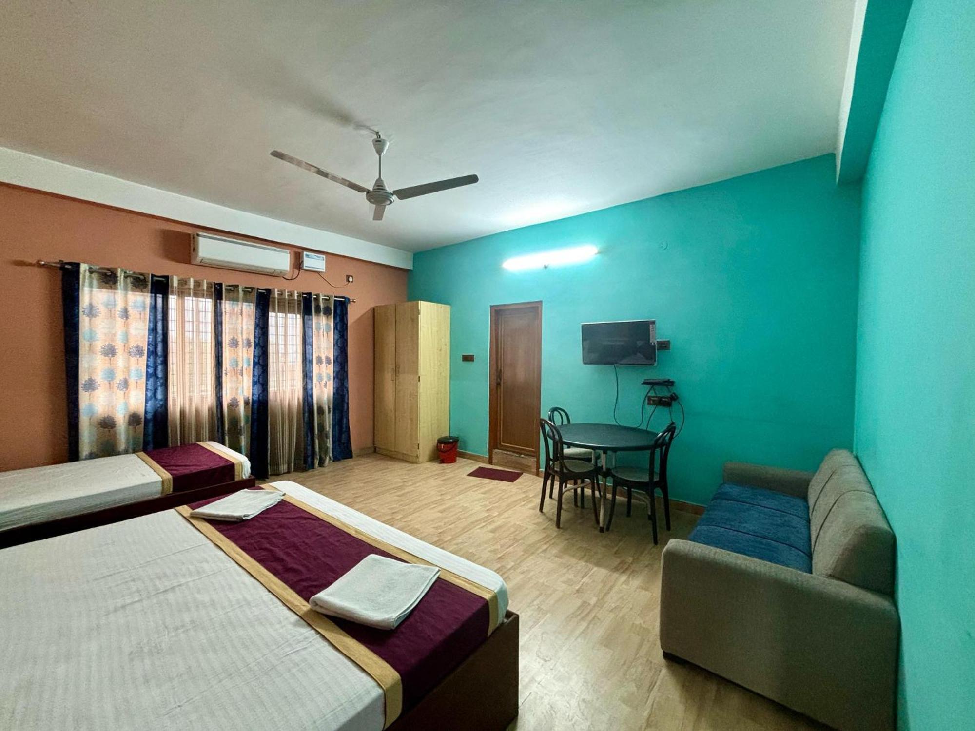 Krishna Shree Guest House Гувахати Екстериор снимка